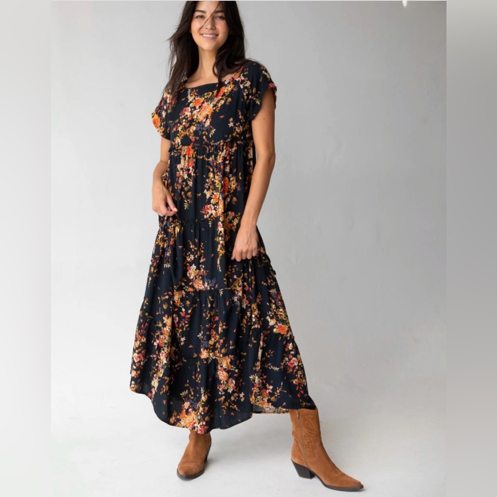 Floral Navy Berkley Maxi Dress size XS